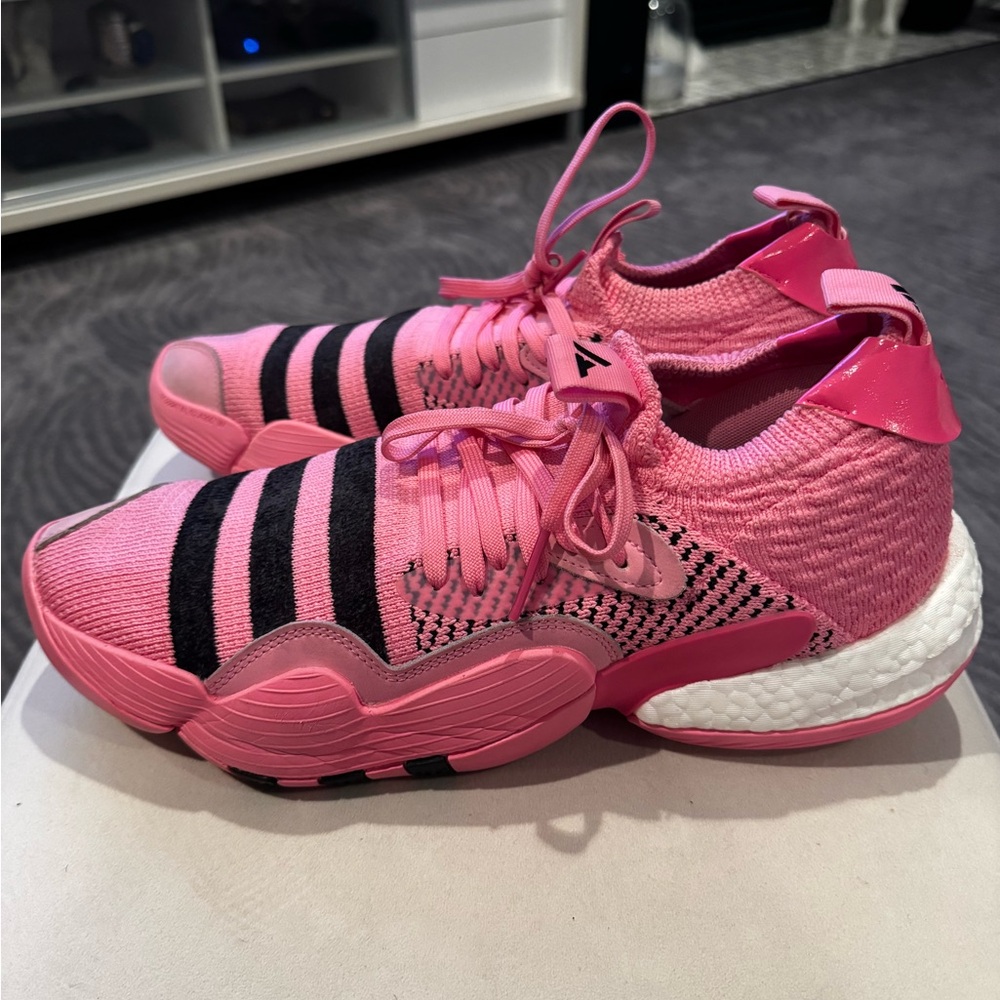 Adidas “Trae Young” MEN Vibrant Pink and Black Basketball Sneakers - Picture 4 of 8